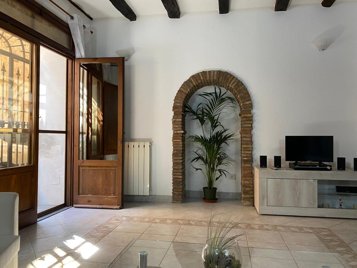La Fanciulla Velca Apartamento Tarquinia Exterior foto